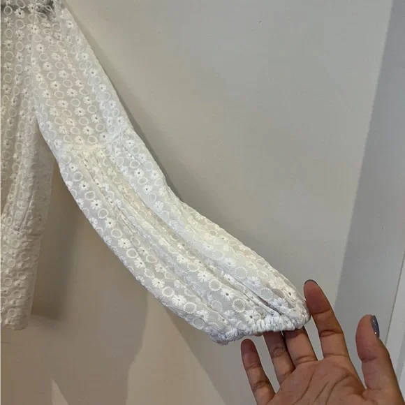 Bardot white beautiful blouse size AU 8 - Picture 6 of 6